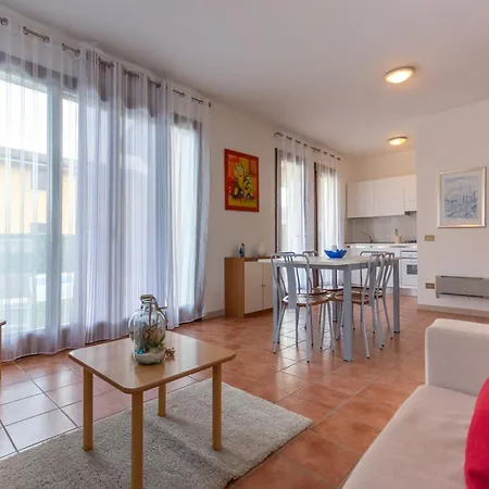 In Albarella With Private Pool & Изола Альбарелла